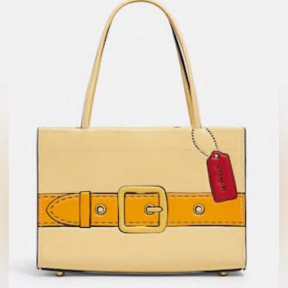 COACH Cashin Carry Tote 20 With Trompe L'oeil Print